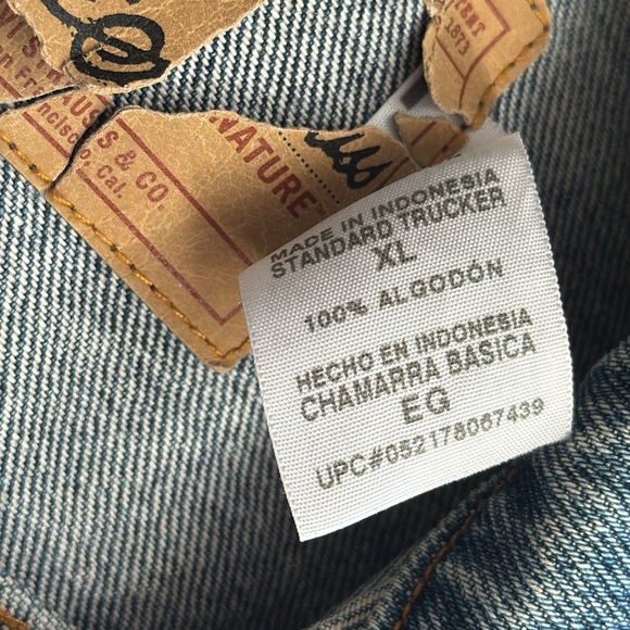 Levis Blue Vintage XL Wash Denim Jean Trucker Jacket women’s - Picture 3 of 8